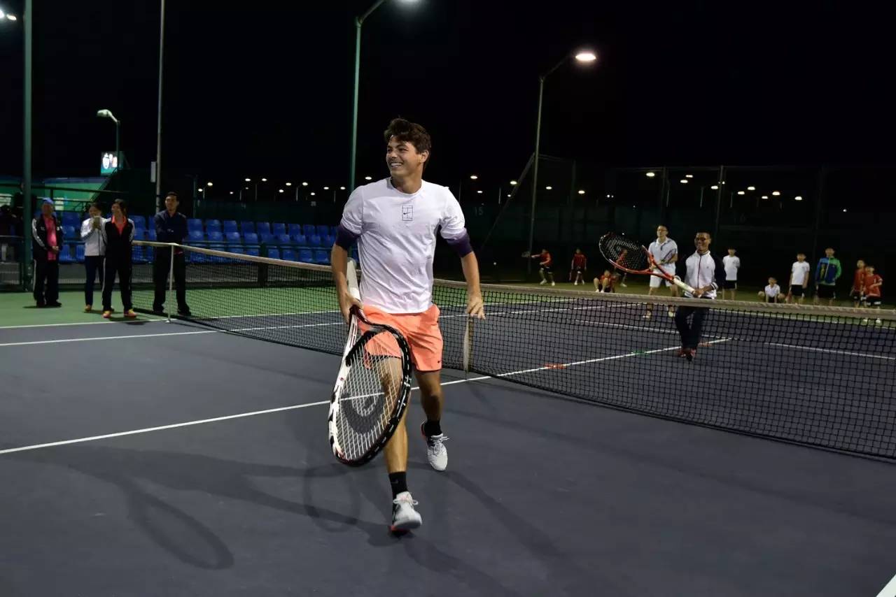 我可以帮你 我可以帮你